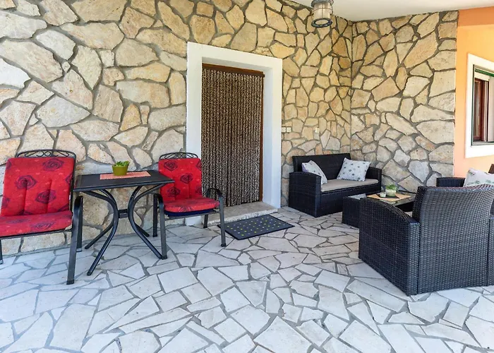 Two-bedroom In Desne