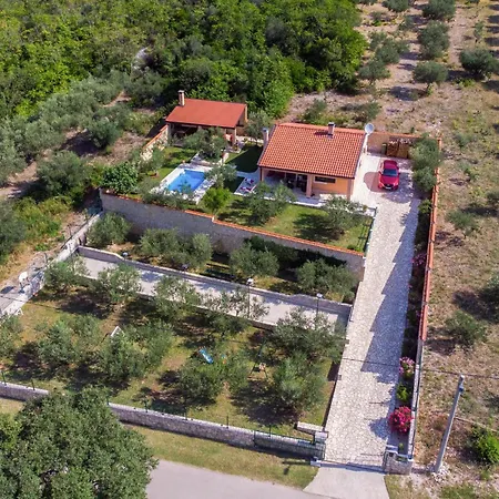 Two-bedroom In Desne Desne