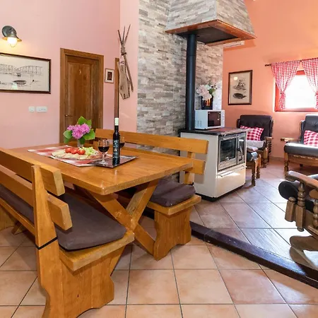 Amazing In Desne With Kitchen
