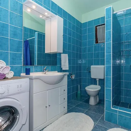 Amazing In Desne With Kitchen Holiday home