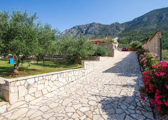 Two-bedroom In Tatil Evi *